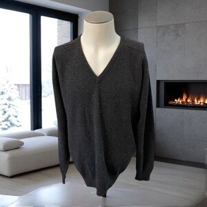 PRINGLE OF SCOTLAND 100% CASHMERE CHARCOAL GREY V- NECK SWEATER SIZE 46